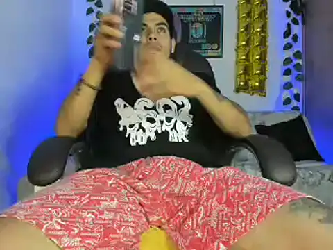 mikee scooth online show from 01/17/25, 07:49