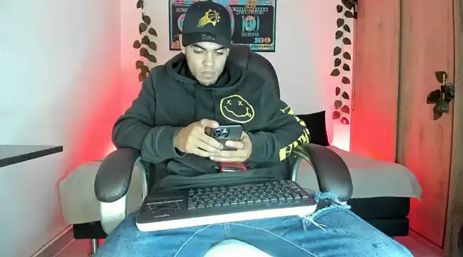 mikee scooth online show from 03/03/25, 03:19