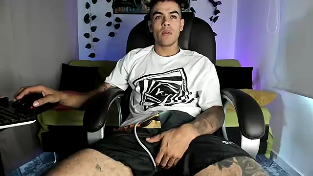 mikee scooth online show from 09/23/25, 03:26