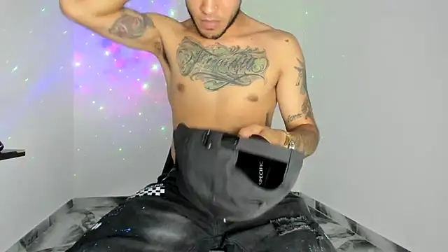 mikee scooth online show from 05/12/26, 08:17