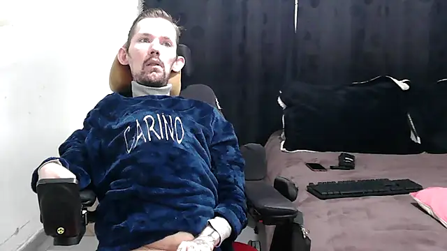 Snapshot of Sophia_and_Thomas chatting on 02/27/25, 12:45 Sophia and Thomas online show from 02/27/25, 12:45