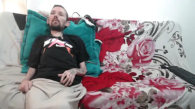 Snapshot of Sophia_and_Thomas chatting on 04/04/26, 09:12 Sophia and Thomas online show from 04/04/26, 09:12