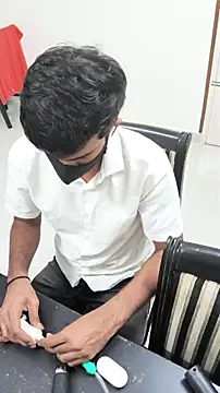 Snapshot of Mr-Ms-Indian-Sex chatting on 10/17/25, 07:16 Mr-Ms-Indian-Sex online show from 10/17/25, 07:16