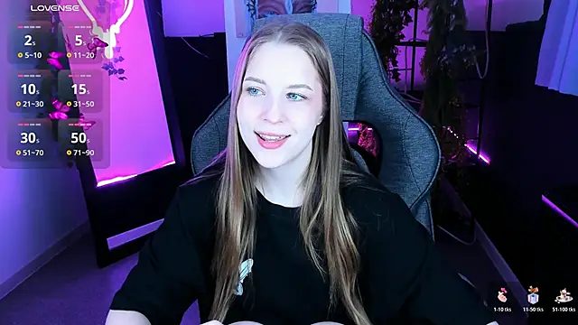 Snapshot of CuteMousee chatting on 10/18/25, 05:21 CuteMousee online show from 10/18/25, 05:21