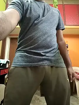 Snapshot of RohanBig chatting on 12/07/24, 06:15 RohanBig online show from 12/07/24, 06:15