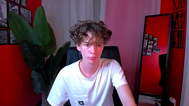 LukeSweet online show from 06/23/26, 04:05