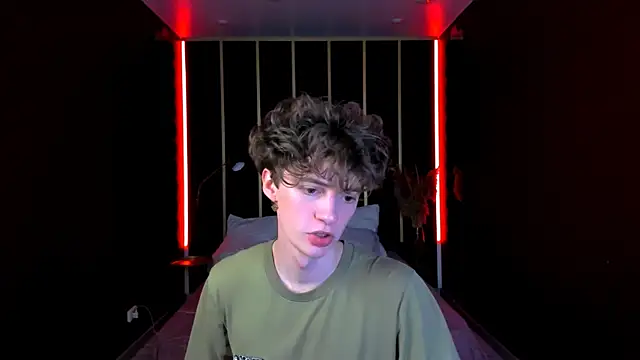 LukeSweet online show from 06/25/26, 02:54