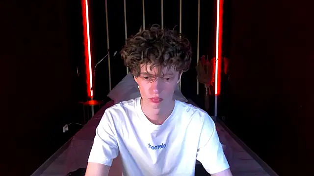 LukeSweet online show from 06/28/26, 12:44
