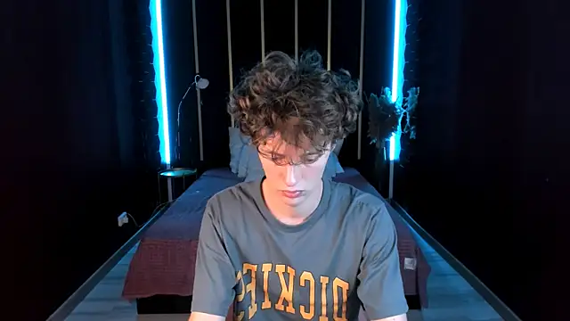LukeSweet online show from 07/08/26, 04:22