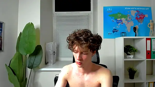 LukeSweet online show from 07/15/26, 04:45