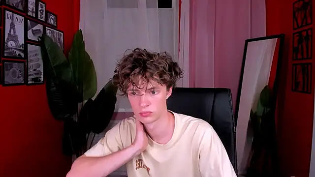 LukeSweet online show from 07/22/26, 02:31