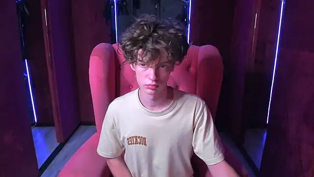LukeSweet online show from 07/28/26, 02:24