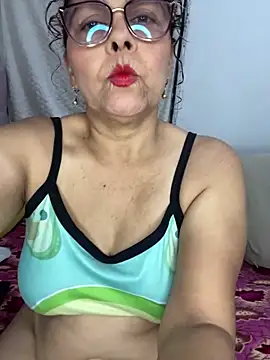Nadia-melej online show from 05/15/26, 11:50