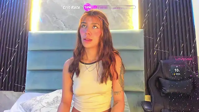 Snapshot of MelodiLovee_ chatting on 10/23/25, 12:26 MelodiLovee  online show from 10/23/25, 12:26