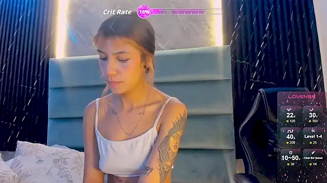 Snapshot of MelodiLovee_ chatting on 11/19/25, 12:27 MelodiLovee online show from 11/19/25, 12:27