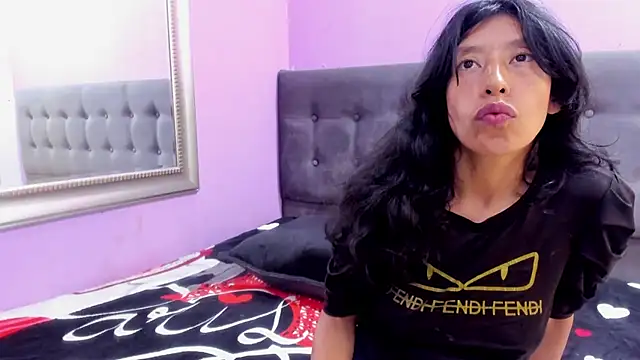 karolinee 66  online show from 07/11/26, 04:26