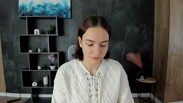 OliviaMontgomery online show from 12/03/24, 08:27