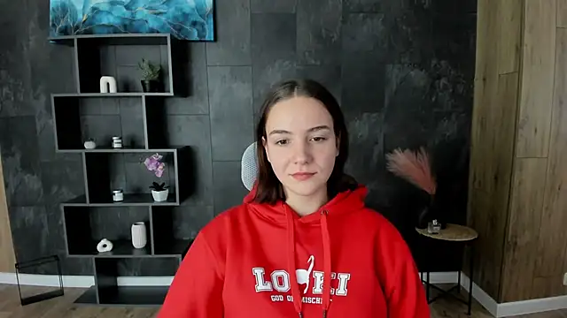 OliviaMontgomery online show from 12/04/24, 12:36