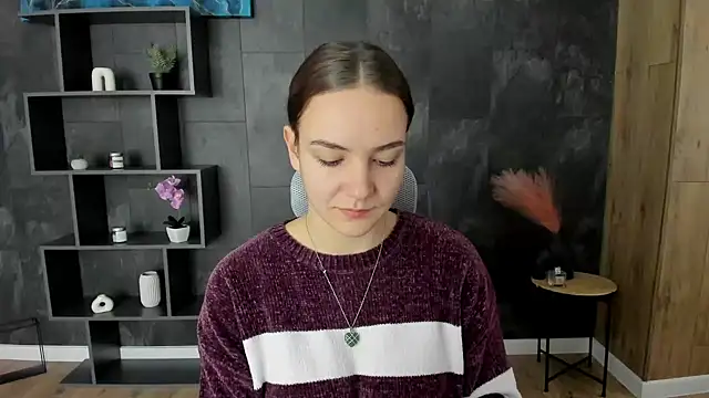 OliviaMontgomery online show from 12/11/24, 08:47