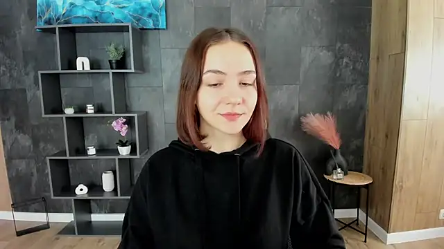 OliviaMontgomery online show from 12/16/24, 08:31