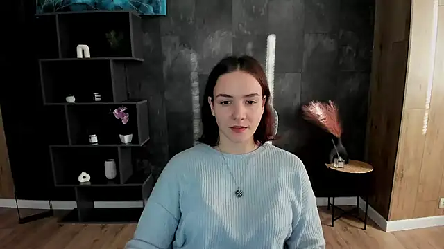 OliviaMontgomery online show from 12/19/24, 12:45