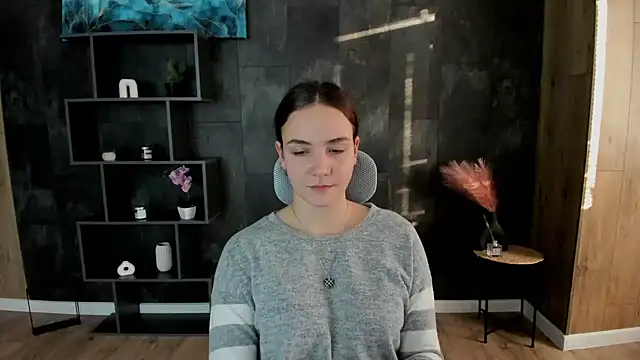 OliviaMontgomery online show from 12/20/24, 01:00
