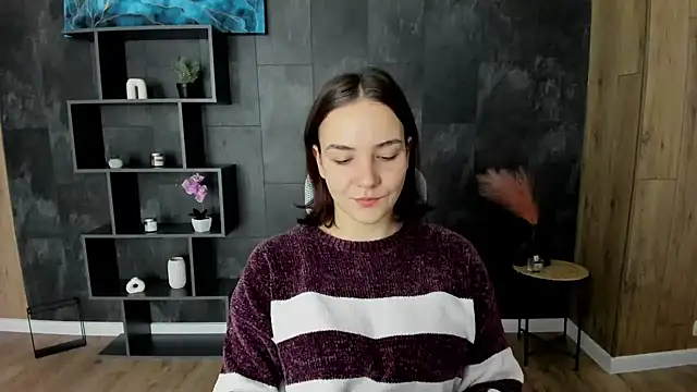 OliviaMontgomery online show from 12/21/24, 07:13