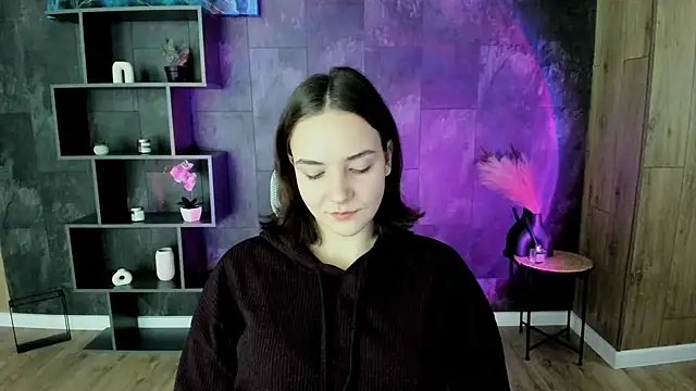 OliviaMontgomery online show from 12/27/24, 12:23