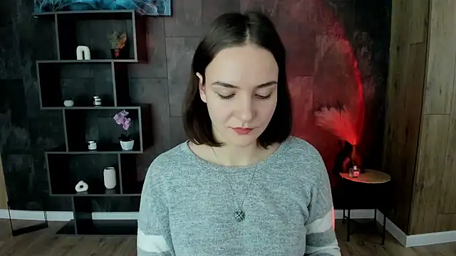 OliviaMontgomery online show from 12/28/24, 10:36