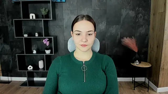 OliviaMontgomery online show from 01/13/25, 12:02