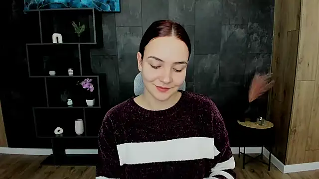 OliviaMontgomery online show from 02/08/25, 03:00