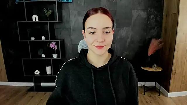 OliviaMontgomery online show from 02/12/25, 07:23