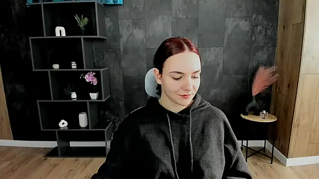 OliviaMontgomery online show from 02/12/25, 10:24