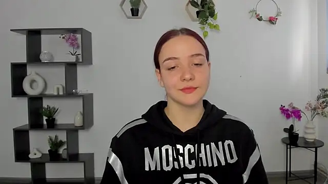 OliviaMontgomery online show from 03/10/25, 09:43