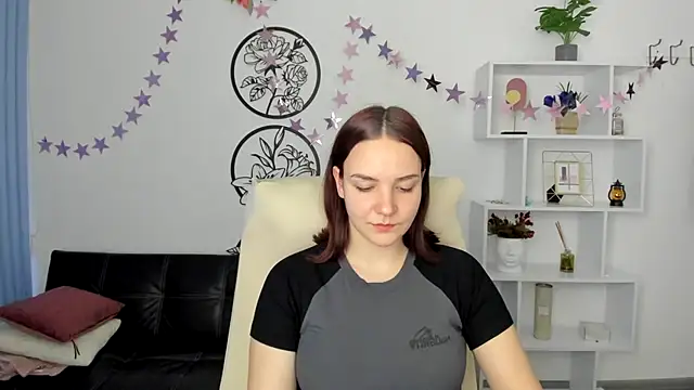 OliviaMontgomery online show from 03/17/25, 04:22