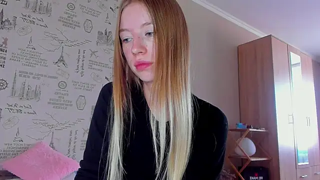 Snapshot of minidivaa_ chatting on 09/12/25, 06:57 minidivaa  online show from 09/12/25, 06:57