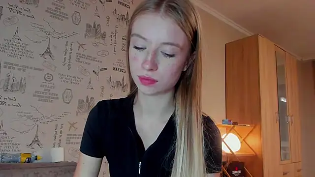 Snapshot of minidivaa_ chatting on 09/12/25, 08:42 minidivaa  online show from 09/12/25, 08:42