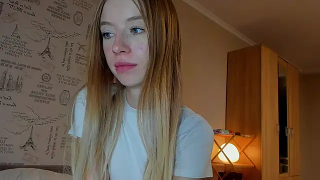 Snapshot of minidivaa_ chatting on 09/16/25, 09:05 minidivaa  online show from 09/16/25, 09:05