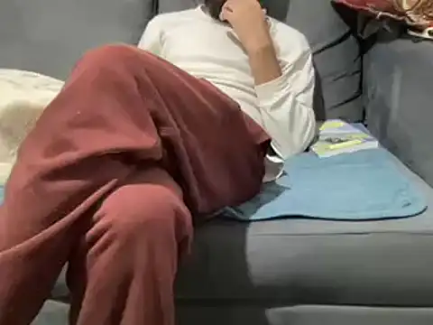 4small4inchlol online show from 12/23/24, 03:55