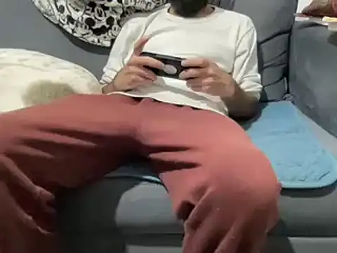 4small4inchlol online show from 12/29/24, 05:54