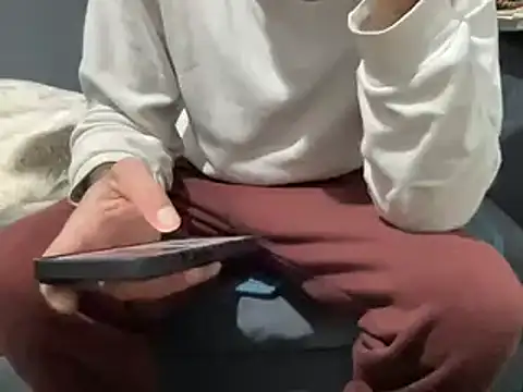 4small4inchlol online show from 12/30/24, 07:42