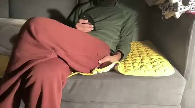 4small4inchlol online show from 02/01/25, 01:44