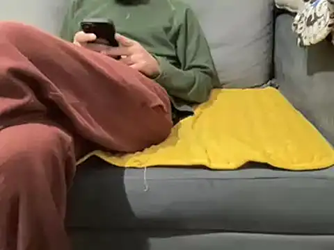 4small4inchlol online show from 02/03/25, 09:07