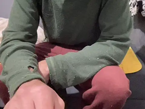 4small4inchlol online show from 02/08/25, 07:49