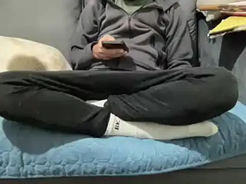 4small4inchlol online show from 02/24/25, 09:32