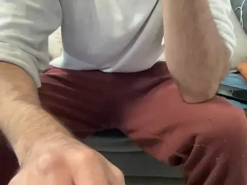 4small4inchlol online show from 11/17/25, 10:32