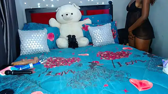 MissBigNipples online show from 01/06/25, 07:45
