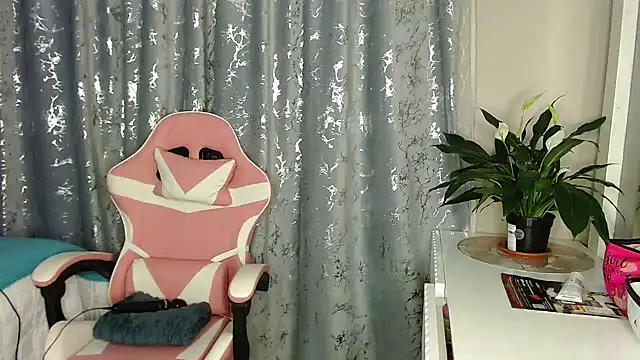 MissBigNipples online show from 07/15/26, 03:01