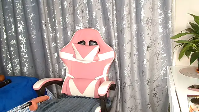 MissBigNipples online show from 07/28/26, 02:40