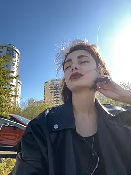 SandraCarter online show from 09/15/25, 06:13